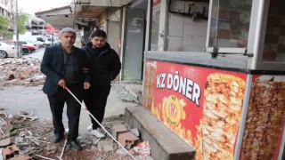 Engelli döner ustası konteyner dükkan için yetkililerden yardım bekliyor