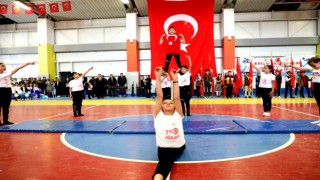 Ercişte 23 Nisan coşkuyla kutlandı
