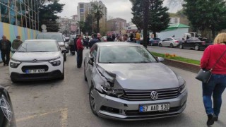 Ereğlide dikkatsiz sürücü, hasara yol açtı
