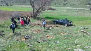 Erzincanda trafik kazası: 3 yaralı