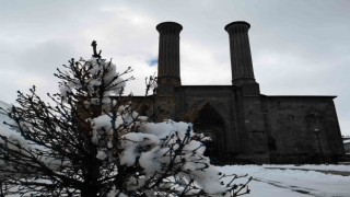 Erzurumda kış geri geldi