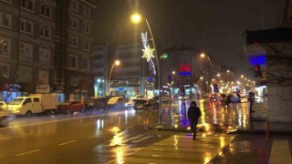 Erzurumda Nisan ayında kar sürprizi