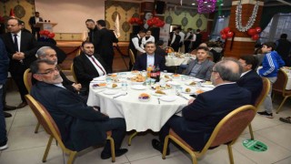 Esenyurt Belediye Başkanı Bozkurt, Caferi vatandaşlarla iftarda buluştu