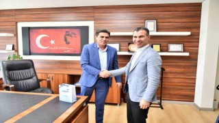 Esenyurt Belediyesi Dünya Laborantlar Günü ve Veteriner Hekimler Gününü kutladı