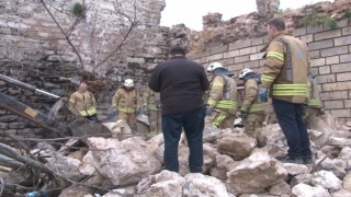 Fatihte Silivrikapı surlarının bir bölümü yıkıldı: 1 ölü