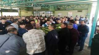 Fenomen annenin, kaleden düşen tıp fakültesi öğrencisi oğlu son yolculuğuna uğurlandı