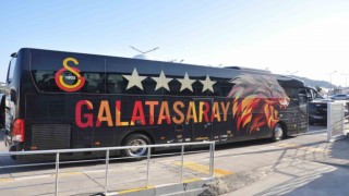 Galatasaray kafilesi Alanyaspor maçı için Gazipaşada