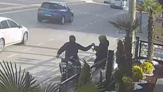 Gaziantepte kapkaç olayı kameralara yansıdı