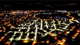 Gedizde elektrik hattı yatırımları devam ediyor