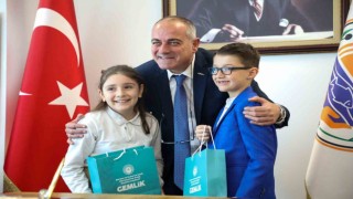 Gemlikte Belediye Başkanlığı Pınar ve Eymene emanet