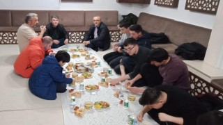 Gençler iftarında buluştu