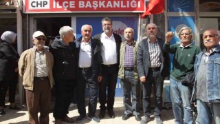 Gömeçde göreve iade edilen Başkan Yardımcısı Pişgin için basın açıklaması yapıldı