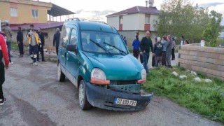 Hafif ticari aracın çarptığı çocuk hayatını kaybetti