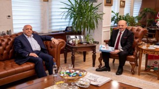 HAK-İŞ Başkanı Arslandan Bakan Bilgine Kamu Çerçeve Protokolü ziyareti