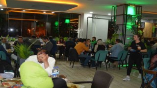 Hakkari Valiliği İranlıları yemekte ağırladı