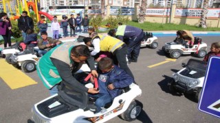 Haliliyede çocuklara trafik bilincini aşılanıyor