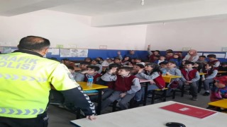 Hüyükte öğrencilere trafik güvenliği eğitimi