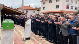 İçişleri Bakan Yardımcısı Çataklının vefat eden annesi son yolculuğuna uğurlandı