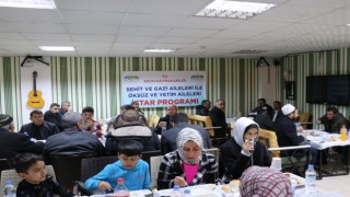 İçişleri Bakan Yardımcısı Erdil, Eruhta gazi ve şehit aileleriyle iftarda bir araya geldi