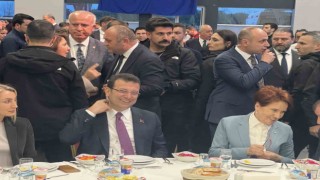 İmamoğlu ve Akşener, İstanbuldaki muhtarlar ile iftarda bir araya geldi