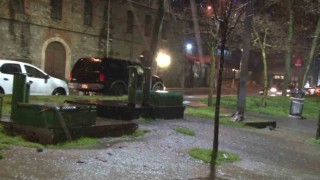 İstanbul Anadolu Yakasında sağanak yağış etkili oluyor