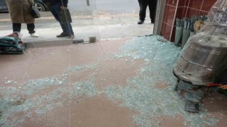 İstanbulda kasap dükkanına kurşun yağdırdılar