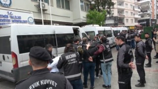 İzmirde kahvehanedeki cinayete 4 tutuklama