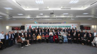 İzmitin muhtarları iftarda bir araya geldi