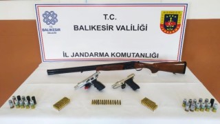 Jandarmadan silah ve mühimmat imal ve ticareti yapanlara operasyon