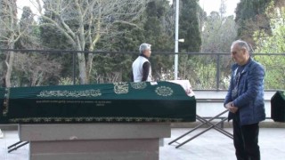 İstanbul'da hakim eşini öldürüp intihar eden kadın toprağa verildi
