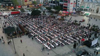 Kadir Gecesinde binlerce Esenyurtlu aynı sofrada buluştu