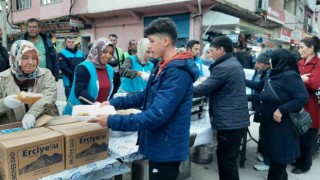 Kadirlide 15 bin kişilik iftar yemeği