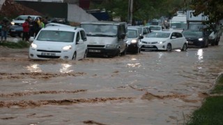 Kahramanmaraşta sağanak ve dolu etkili oldu