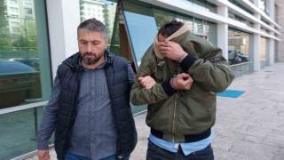 Kapkaç yöntemiyle altın çalan zanlı tutuklandı