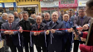 Kardeş okul için sergi açıldı