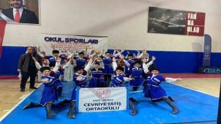 Kars Cevriye Tatiş Ortaokulu 1inci oldu
