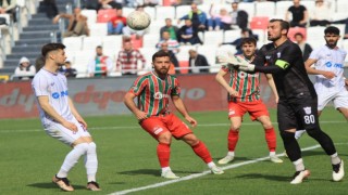 Karşıyakada işler yolunda gitmiyor