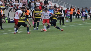 Karşıyakada Mustafa Aşan geri dönüyor