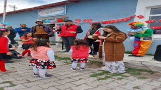 Karsta köy okulunda renkli 23 Nisan kutlaması