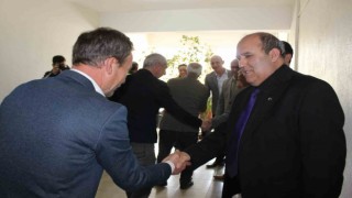 Kaymakam Ünal ve Belediye Başkanı Şahin, vatandaşlarla bayramlaştı