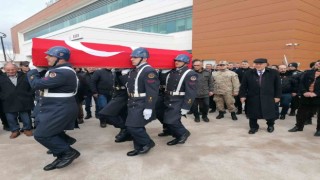 Kazada hayatını kaybeden 3 kişilik Akbudak ailesi son yolculuklarına uğurlandı