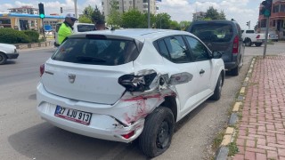 Kiliste freni patlayan kamyon 3 araca çarparak durabildi