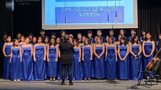 Kocaeli Güzel Sanatlar Lisesi korosu İzmirden başarıyla döndü