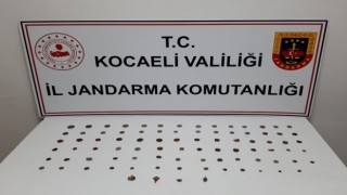 Kocaelide 82 sikke ele geçirildi