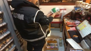 Kocaelide gizli bölmeleri saklanmış binlerce sigara ürünü ele geçirildi