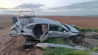 Kontrolden çıkan otomobil tarlaya uçtu: 5 yaralı