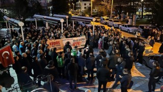 Kudüsteki zulme karşı tepki göstermek için bir araya geldiler