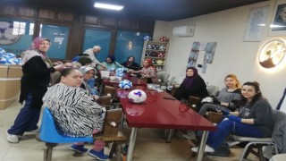 Kulada kadınlar ekmeğini futbol topundan çıkarıyor