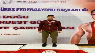 Kulalı genç güreşçi milli takıma seçildi