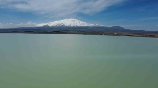 Kuş cenneti Arin Gölünde kuraklık tehlikesi